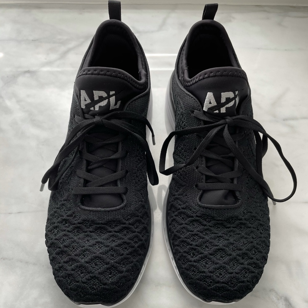 Men’s APL techloom phantom shoes 10